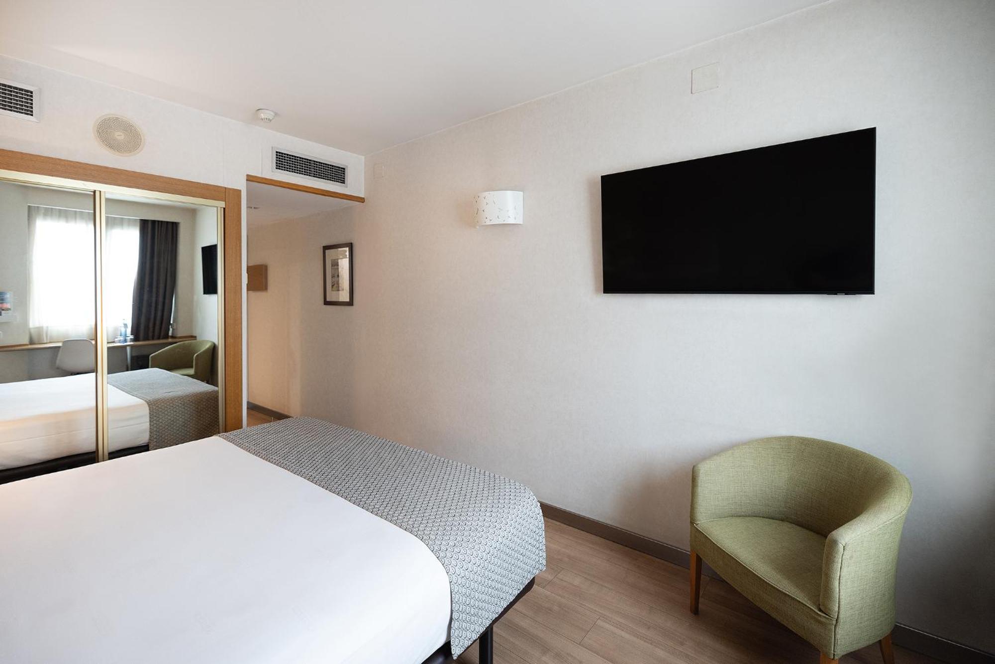Hotel Catalonia Albeniz Barcelona Habitación foto