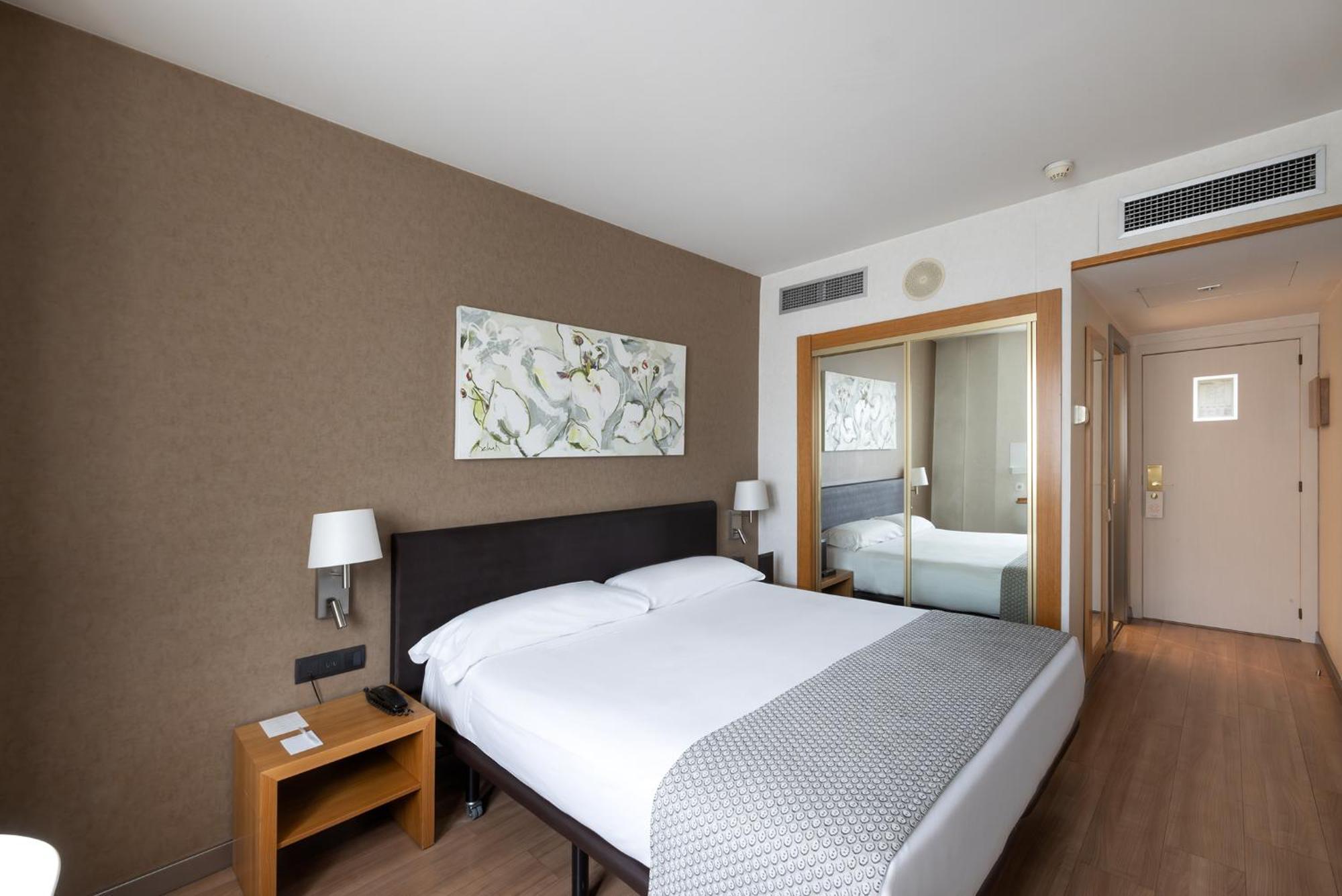Hotel Catalonia Albeniz Barcelona Habitación foto